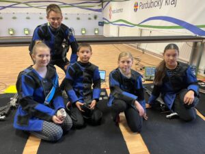 První vzduchovkové závody